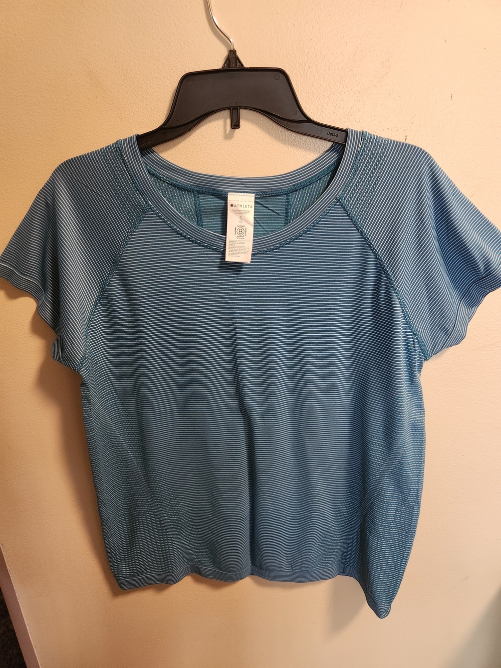 Athleta Momentum Seamless Tee